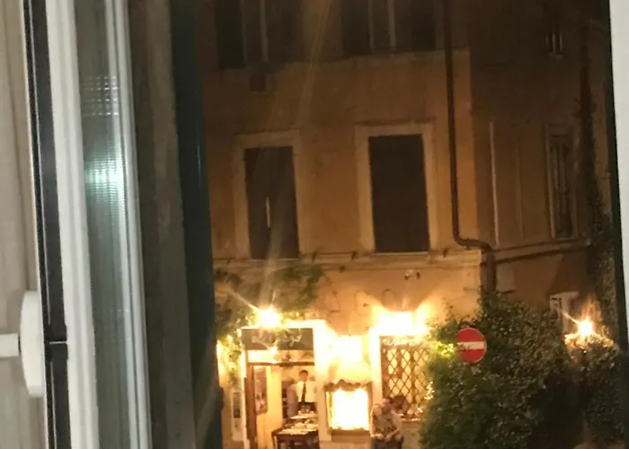 Sunny Side Trastevere Апартаменты *